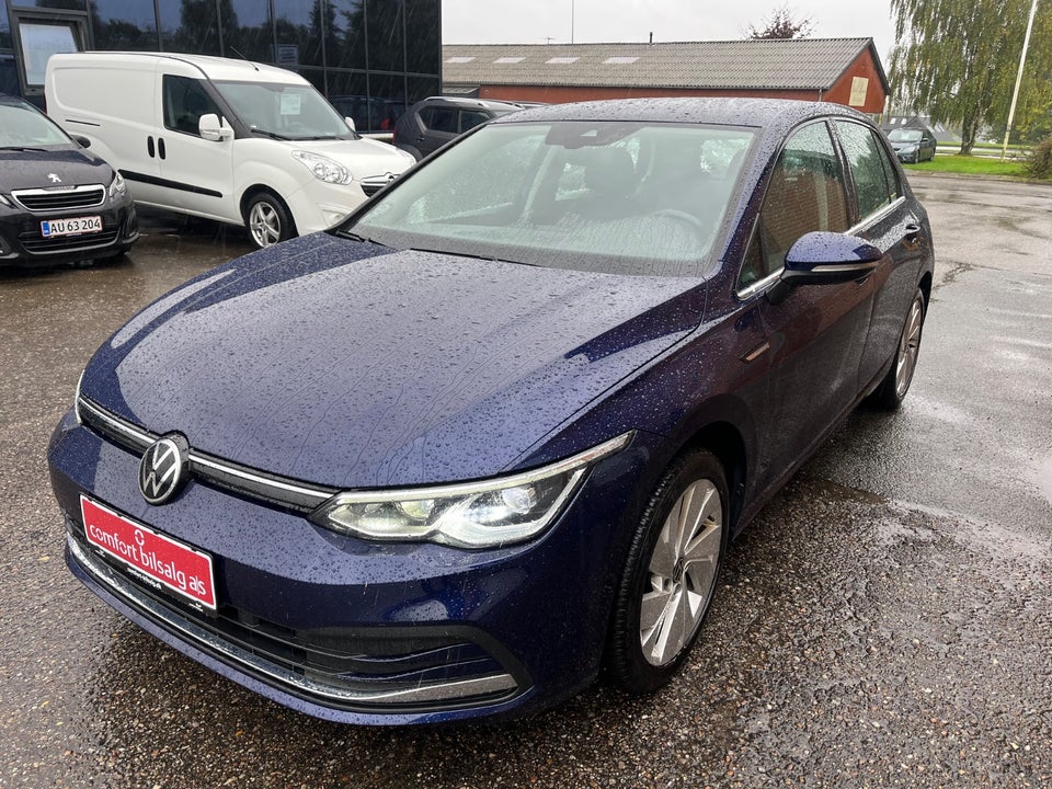 VW Golf VIII 1,5 eTSi 150 Style DSG 5d