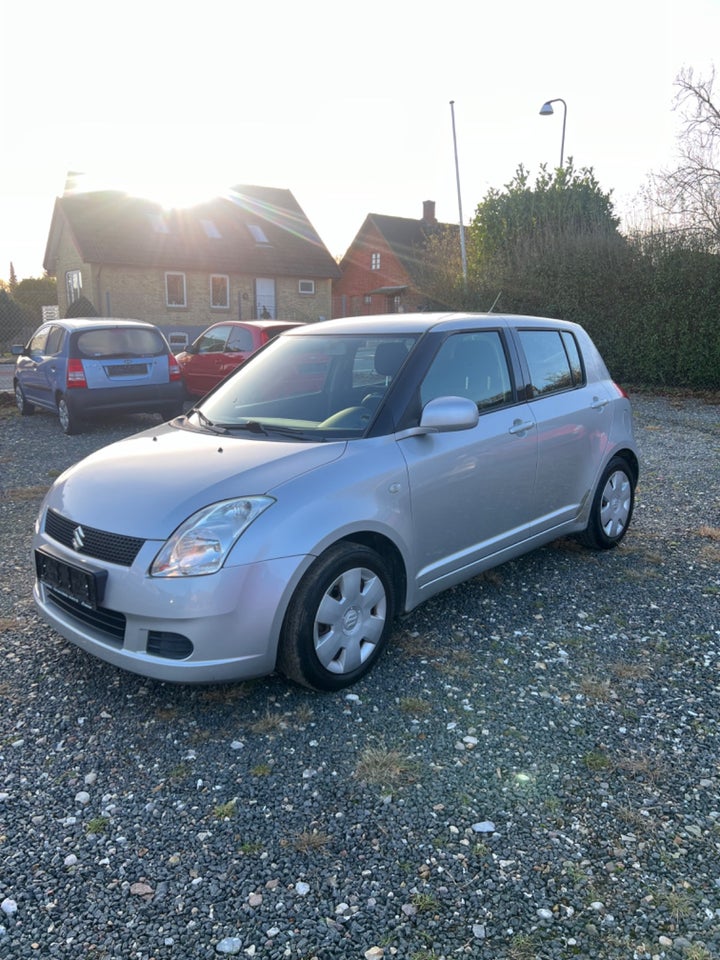 Suzuki Swift 1,3 GL-S 5d