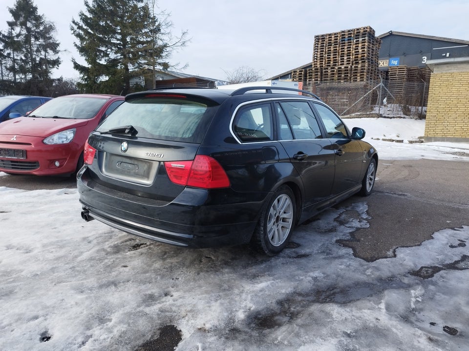 BMW 325i 3,0 Touring 5d