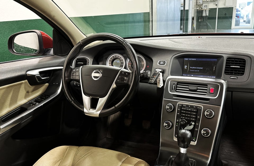 Volvo V60 1,6 DRIVe 5d