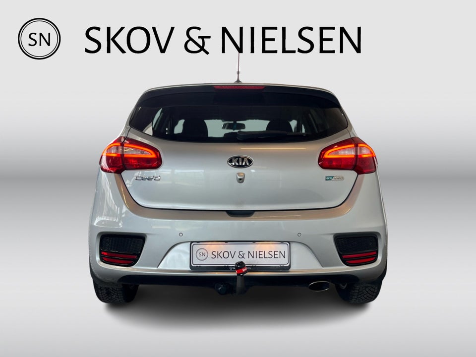 Kia Ceed 1,4 CVVT Attraction 5d