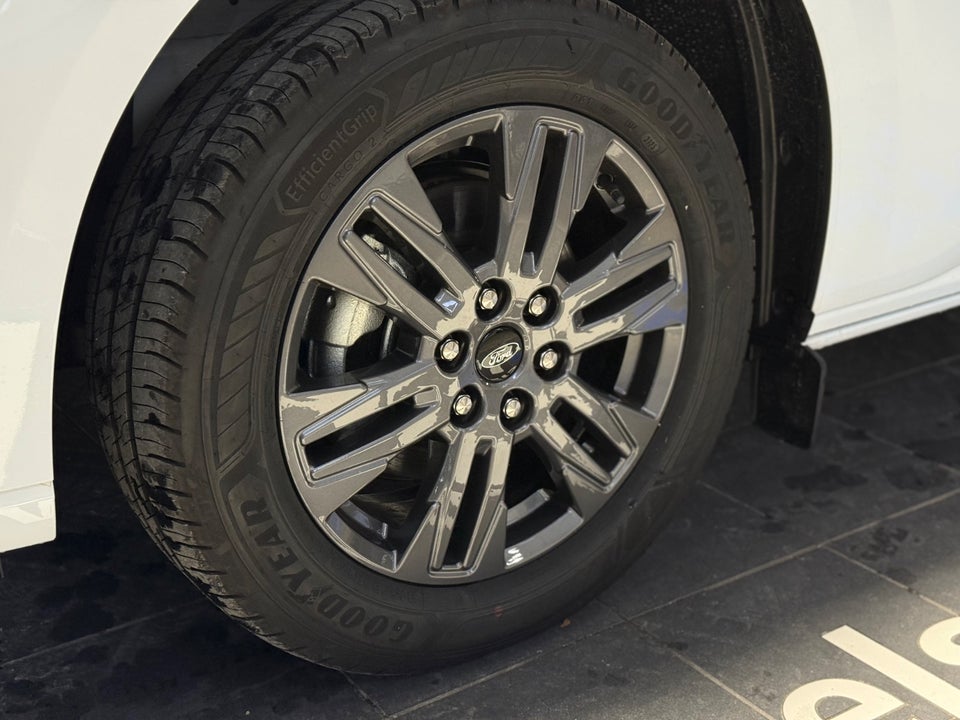 Ford E-Transit Custom 320S 64 Limited