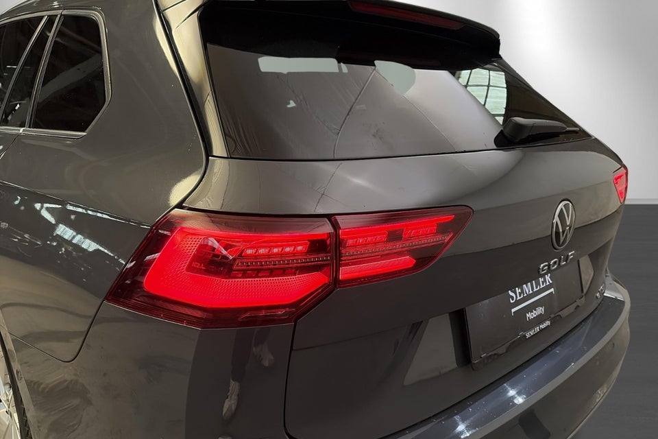 VW Golf VIII 1,5 eTSi 150 Style Variant DSG 5d