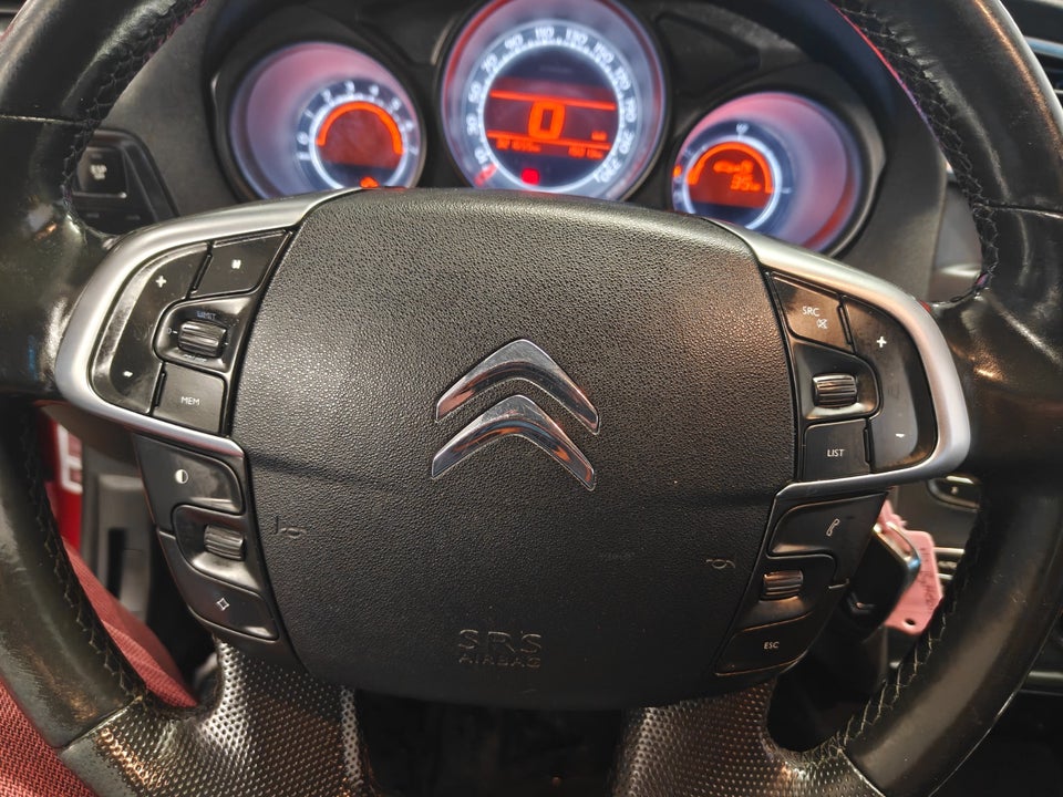 Citroën C4 1,6 HDi 90 Attraction 5d