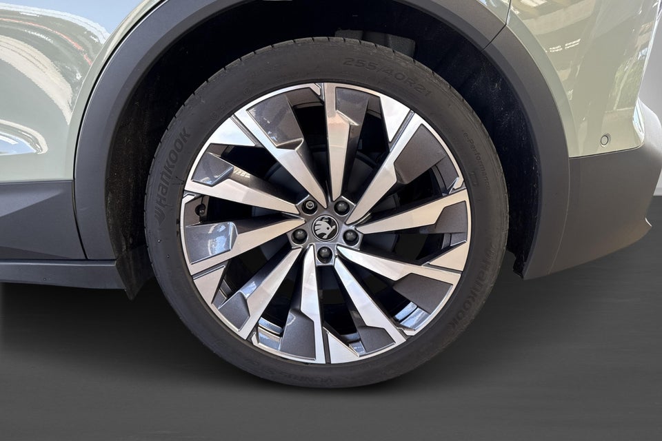 Skoda Elroq 85 iV Lodge 5d