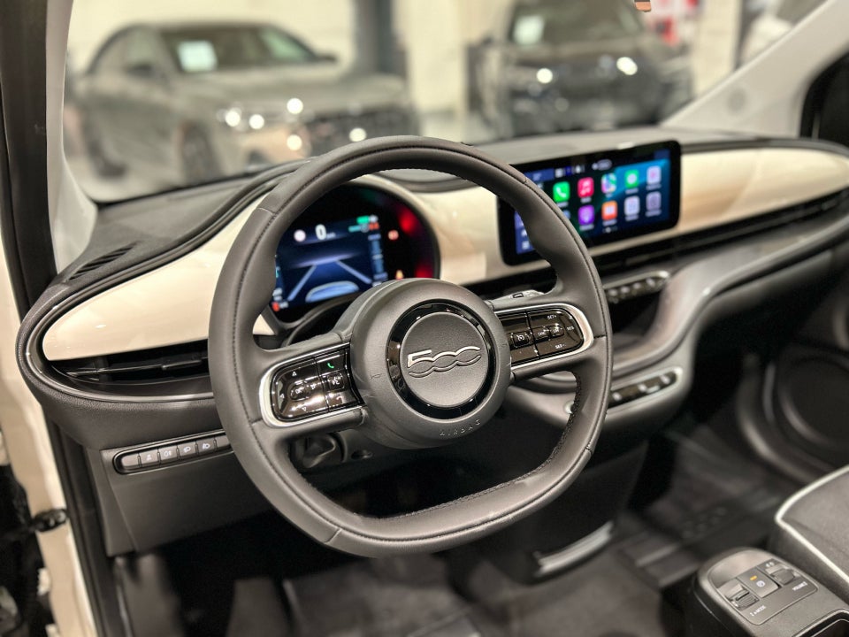 Fiat 500e 42 Icon Cabrio 2d