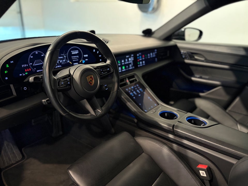 Porsche Taycan 4S Performance+ 4d