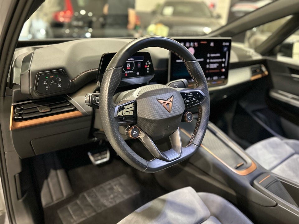 Cupra Born 59 e-Boost 5d