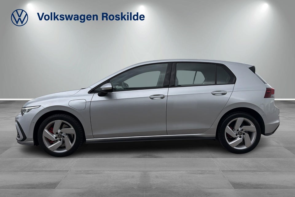 VW Golf VIII 1,4 GTE DSG 5d