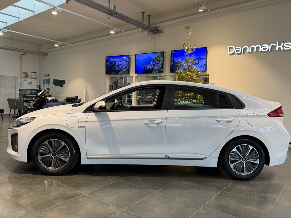 Hyundai Ioniq 1,6 HEV Trend DCT 5d