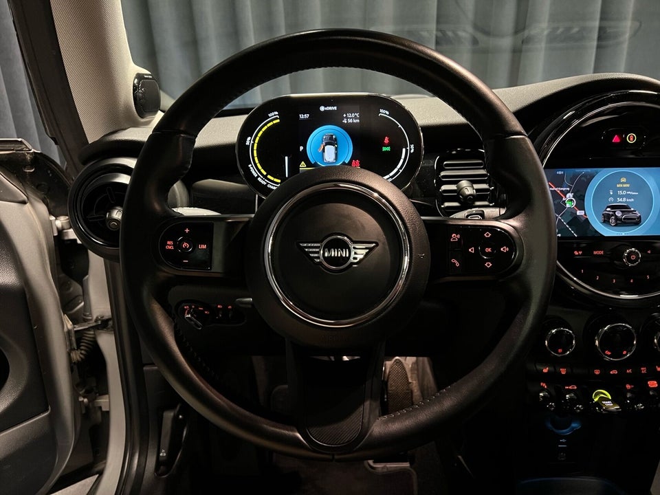 MINI Cooper SE Edition Premium Plus 3d