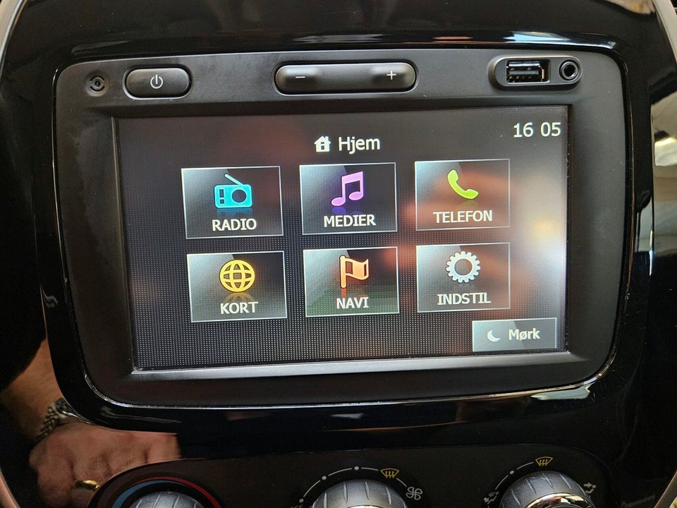 Renault Captur 0,9 TCe 90 Expression Navi Style 5d