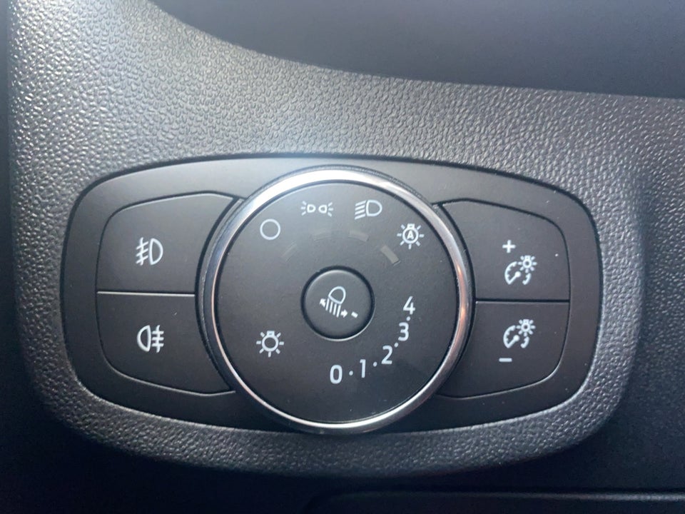 Ford Fiesta 1,0 EcoBoost mHEV Titanium 5d