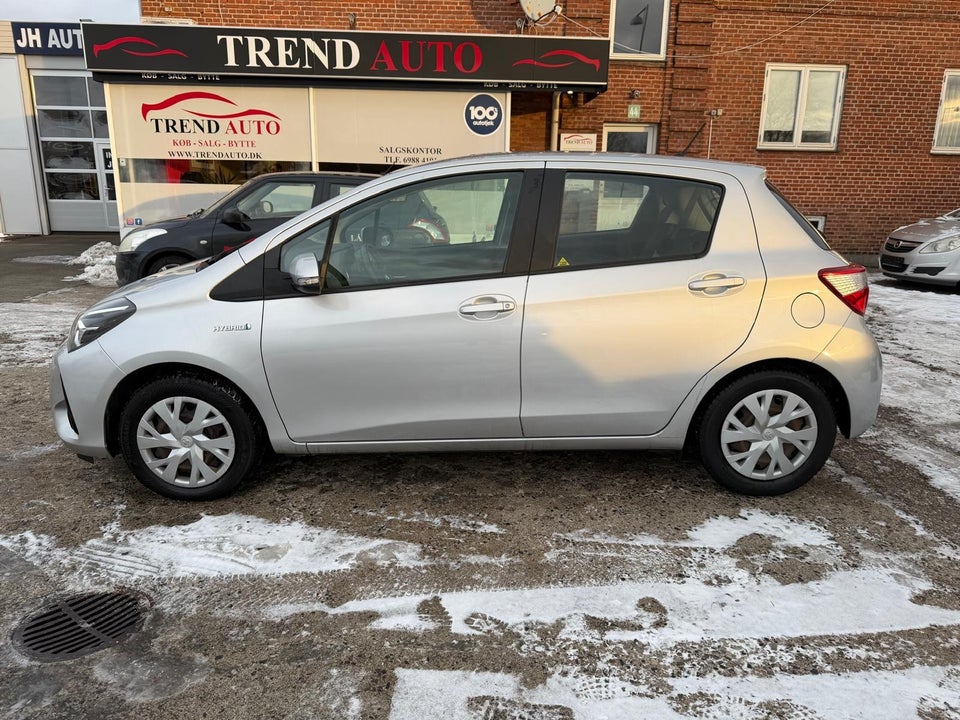 Toyota Yaris 1,5 Hybrid H2 e-CVT 5d