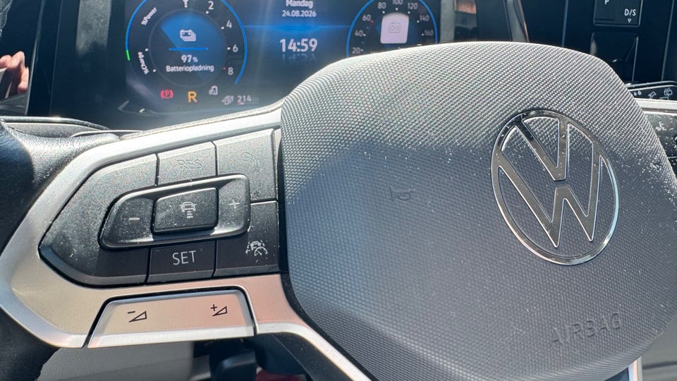 VW Multivan 1,4 eHybrid Life DSG kort