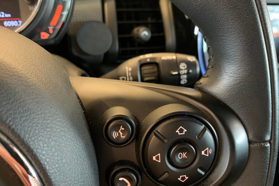 MINI Cooper 1,5 Pepper II aut. 5d