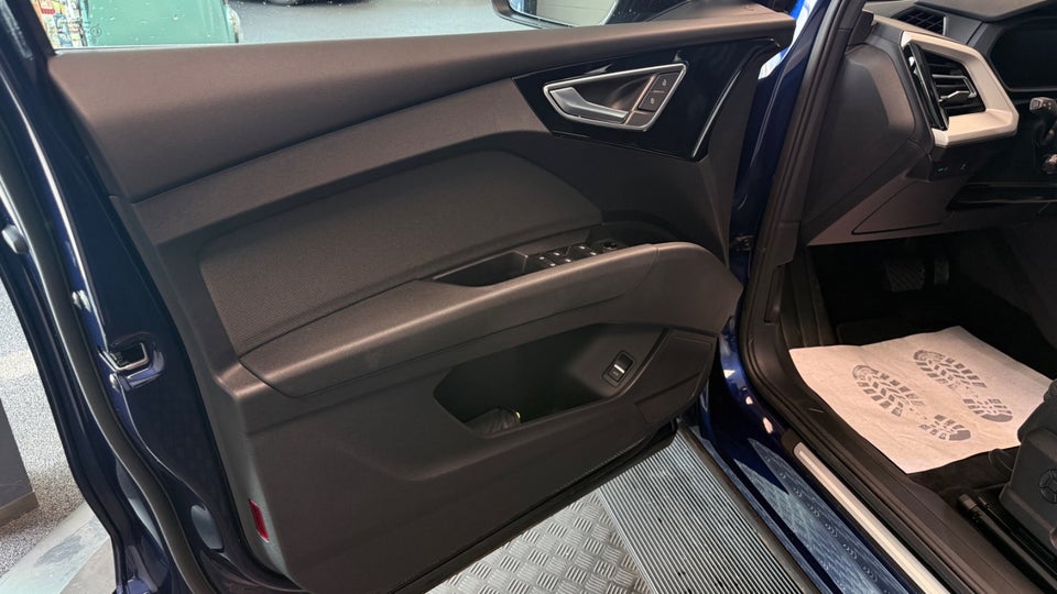 Audi Q4 e-tron 45 S-line 5d