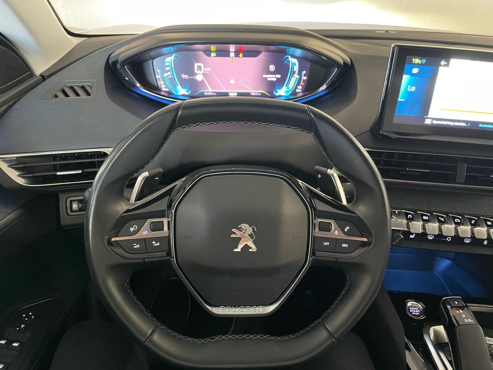 Peugeot 3008 1,6 Hybrid Allure Pack EAT8 5d