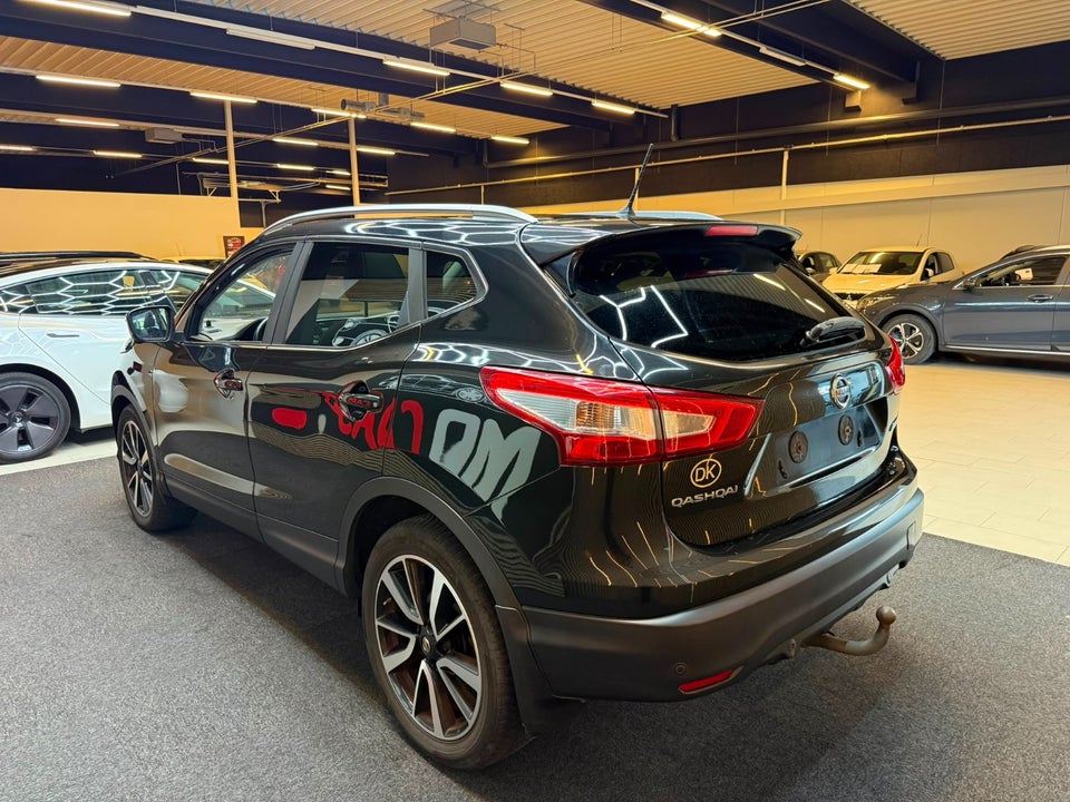 Nissan Qashqai 1,6 dCi 130 Tekna X-tr. 5d