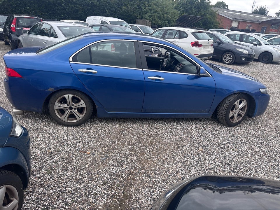 Honda Accord 2,0i Comfort 4d