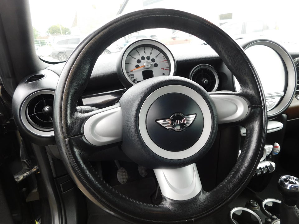 MINI Cooper 1,6 Cabriolet 2d