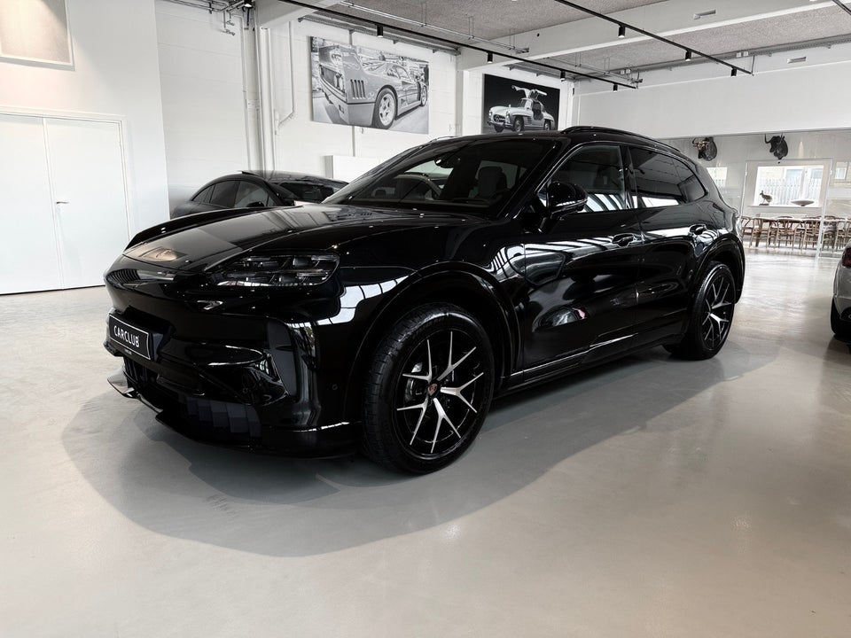 Porsche Cayenne Electric 5d