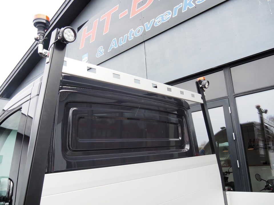 VW Crafter 35 2,0 TDi 177 Ladvogn L4 aut.