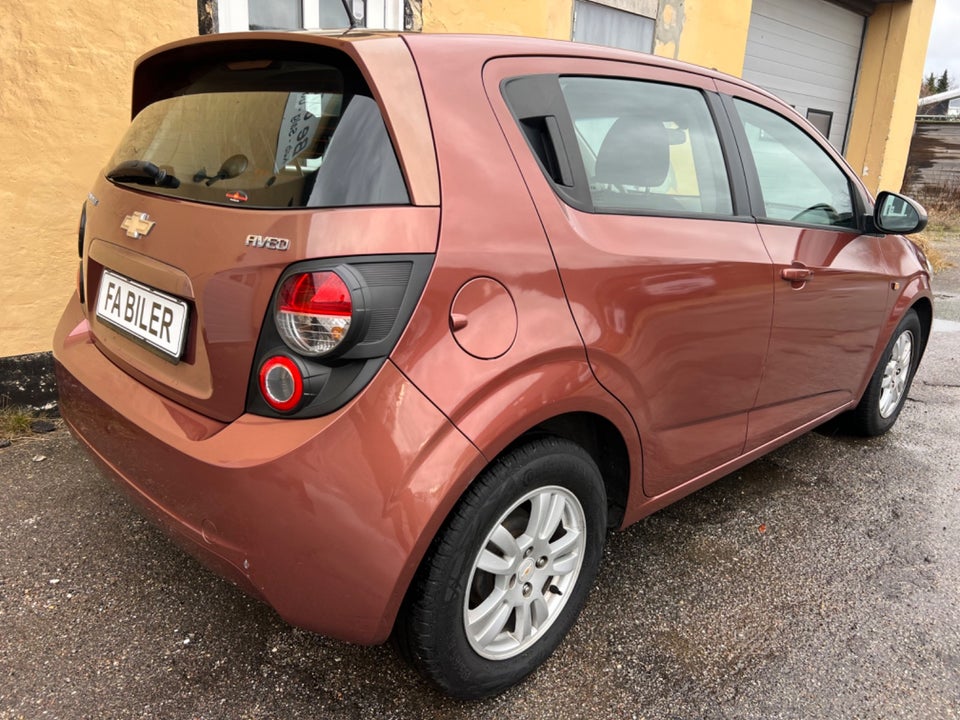 Chevrolet Aveo 1,2 LT ECO 5d