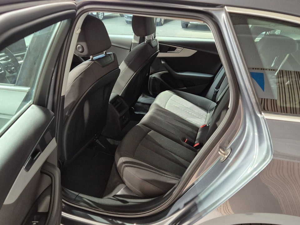Audi A4 1,4 TFSi 150 Avant S-tr. 5d