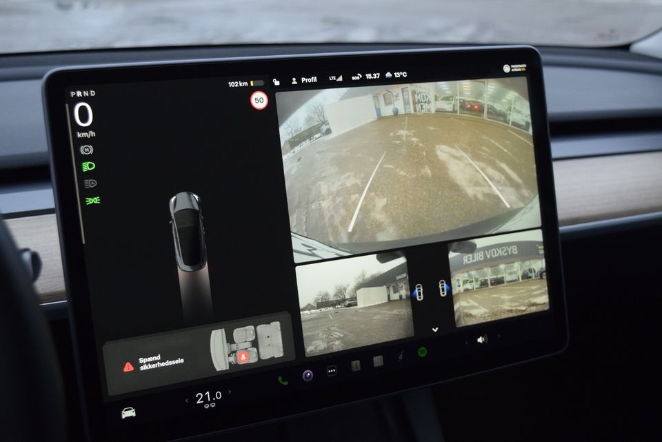 Tesla Model 3 Long Range AWD 4d