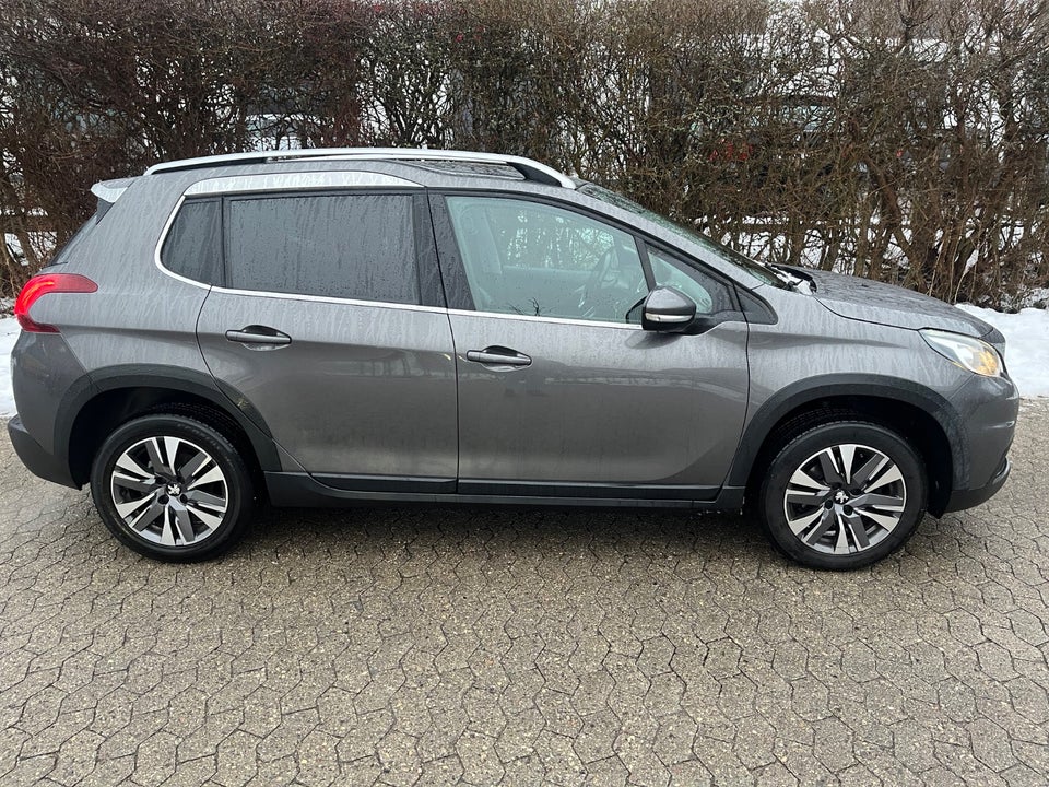Peugeot 2008 1,2 e-THP 110 Allure 5d