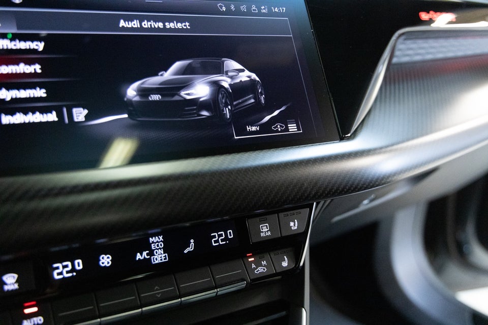 Audi e-tron GT quattro 4d