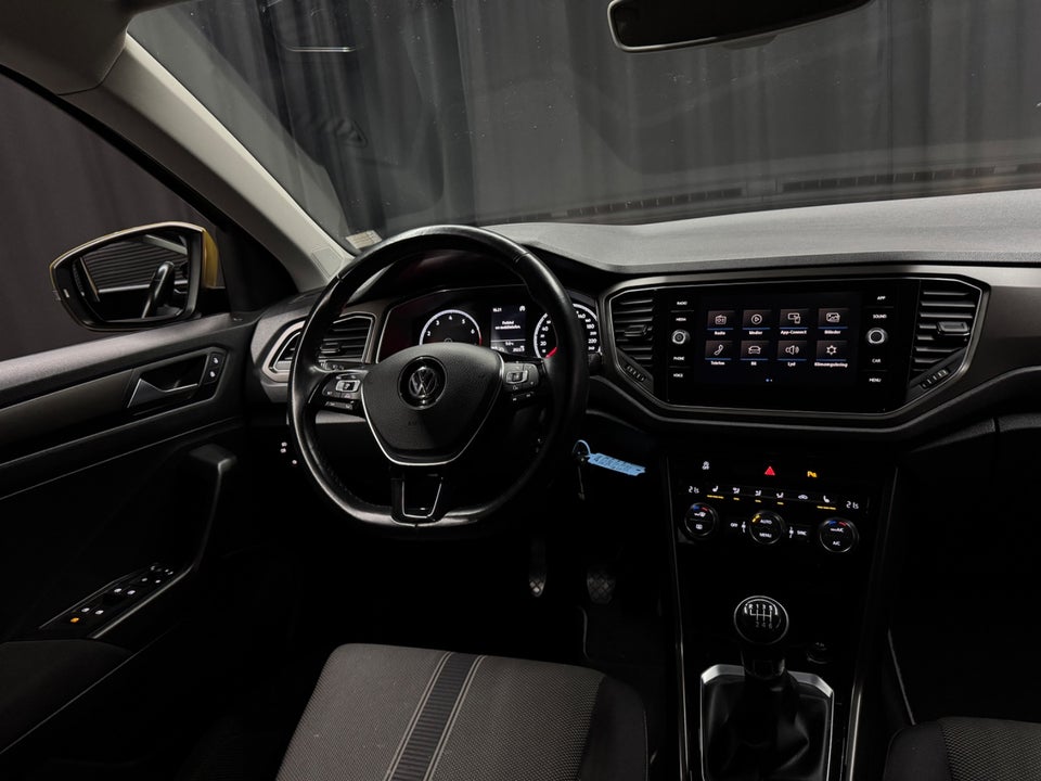 VW T-Roc 1,0 TSi 115 Style 5d