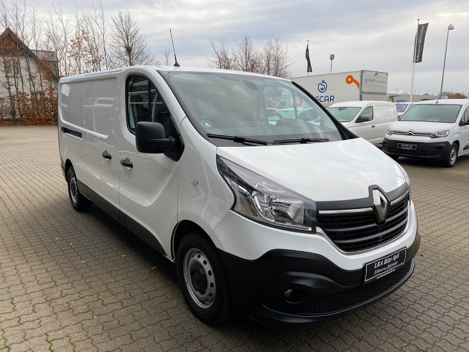 Renault Trafic T29 2,0 dCi 145 L2H1