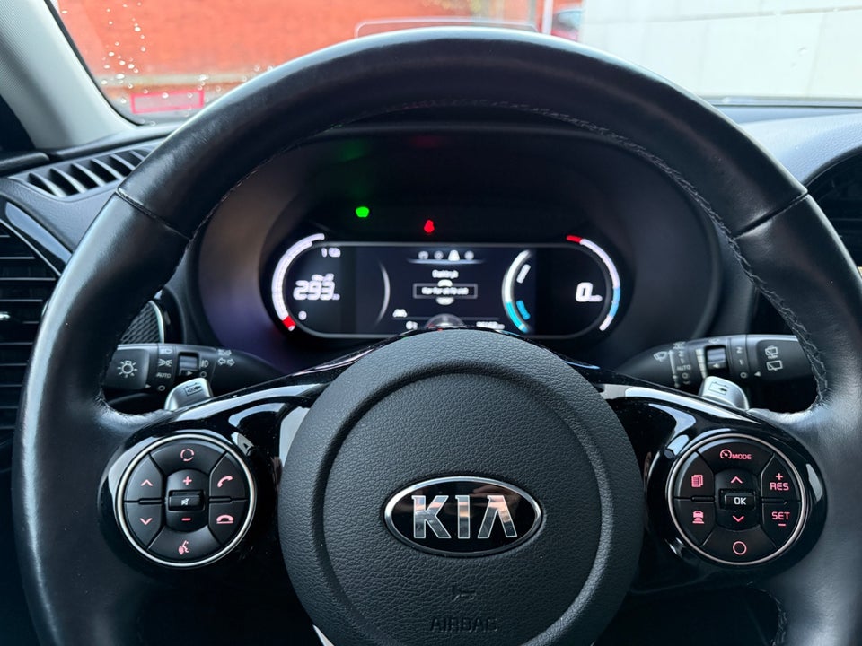 Kia e-Soul 64 Spirit 5d