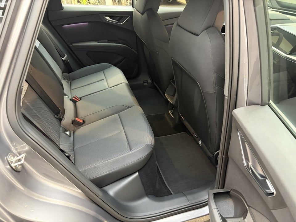 Audi Q4 e-tron 45 Progress quattro 5d