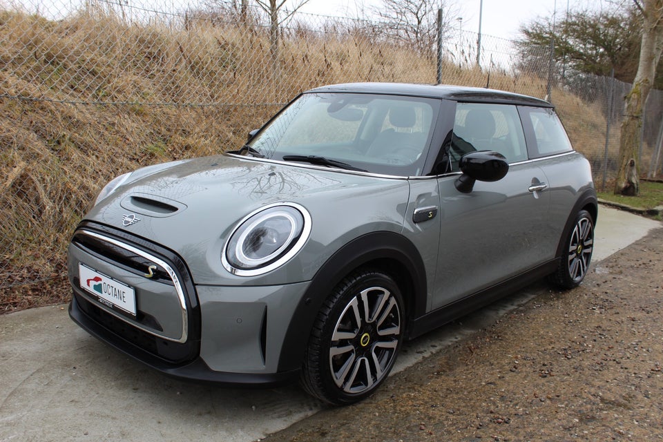 MINI Cooper SE Edition Premium Plus 3d