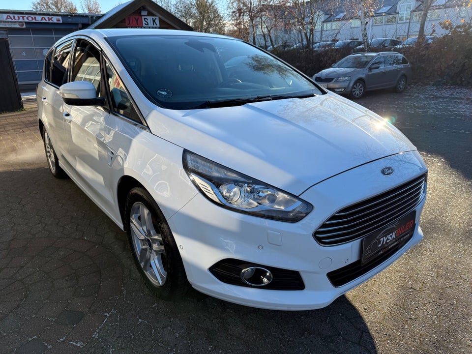 Ford S-MAX 1,5 SCTi 160 Titanium 7prs 5d