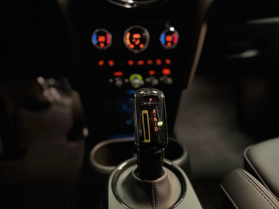 MINI Cooper SE Classic Trim 3d