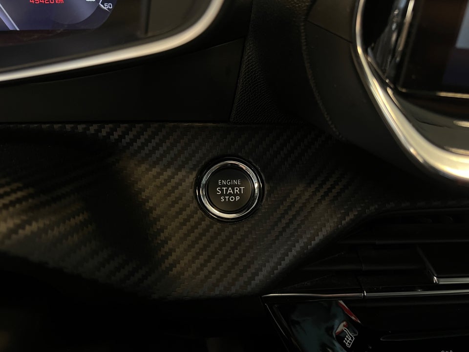 Peugeot 208 1,2 PureTech 100 Supreme Sport 5d