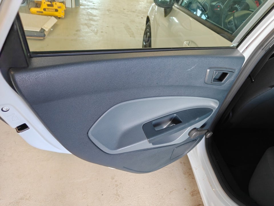 Ford Fiesta 1,25 60 Trend 5d