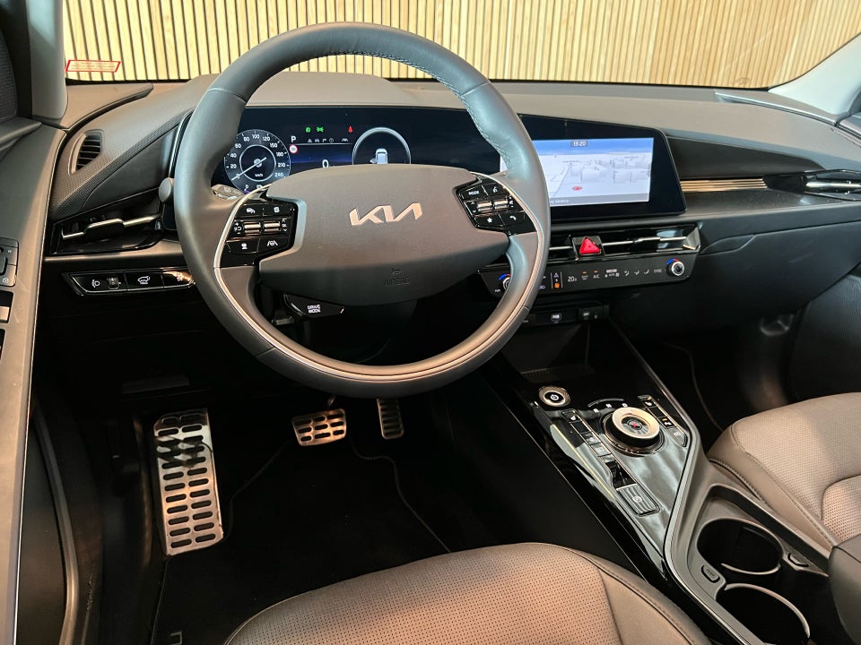 Kia Niro 64 EV Upgrade 5d