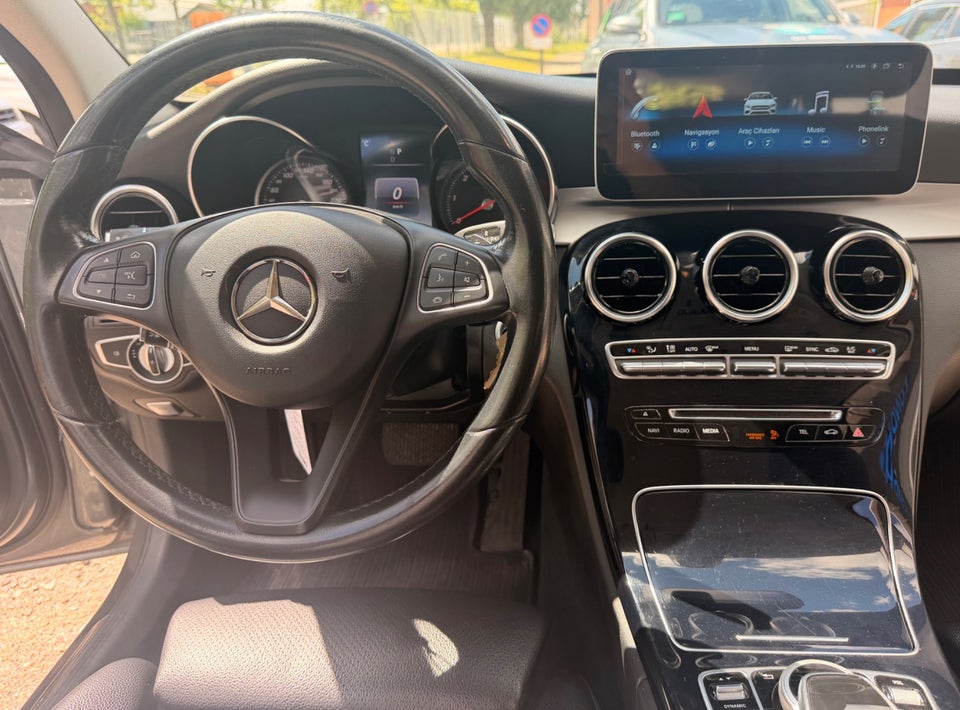 Mercedes C220 d 2,2 Avantgarde stc. aut. 5d