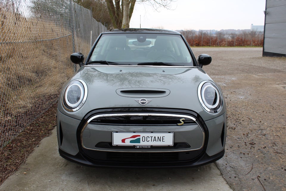 MINI Cooper SE Edition Premium Plus 3d