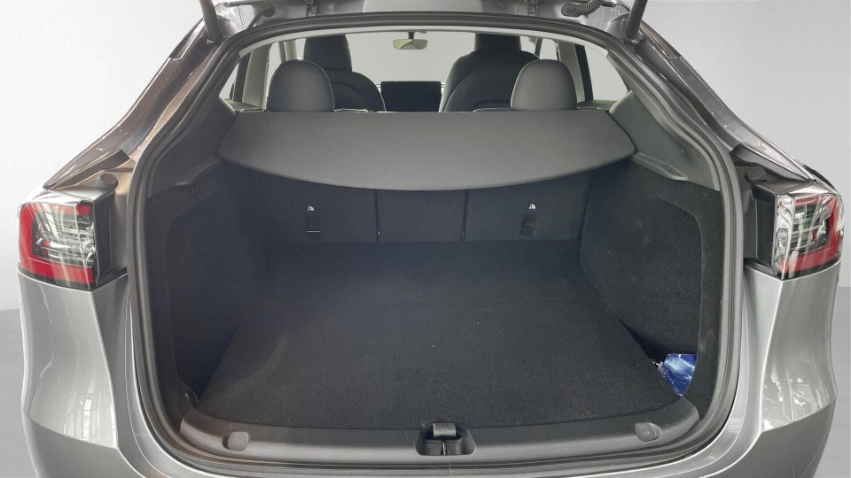 Tesla Model Y Long Range RWD 5d