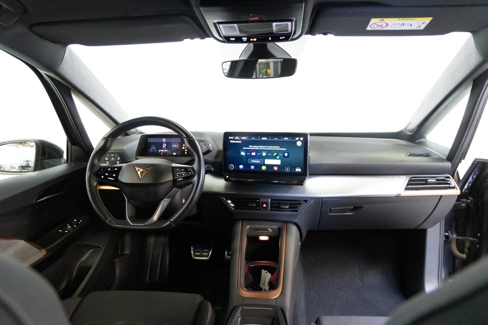 Cupra Born 58  5d