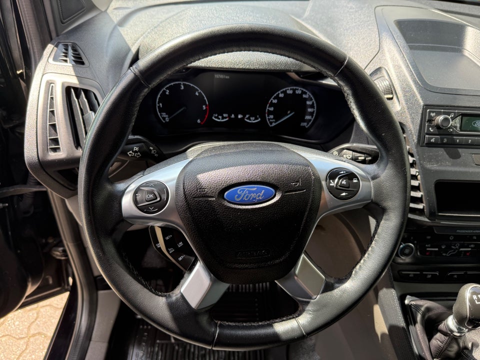Ford Transit Connect 1,5 EcoBlue Active kort