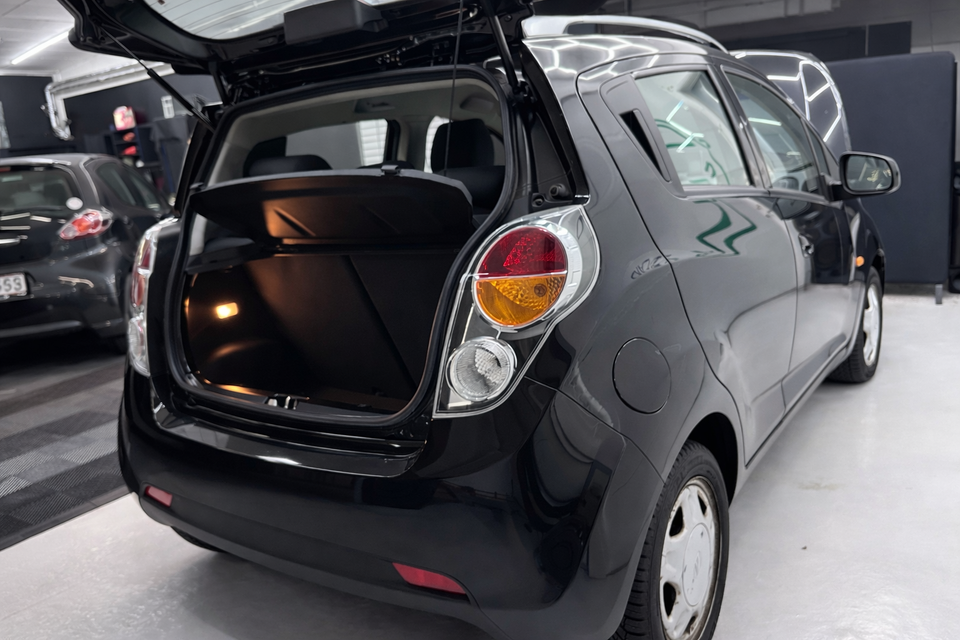 Chevrolet Spark 1,0 LS 5d