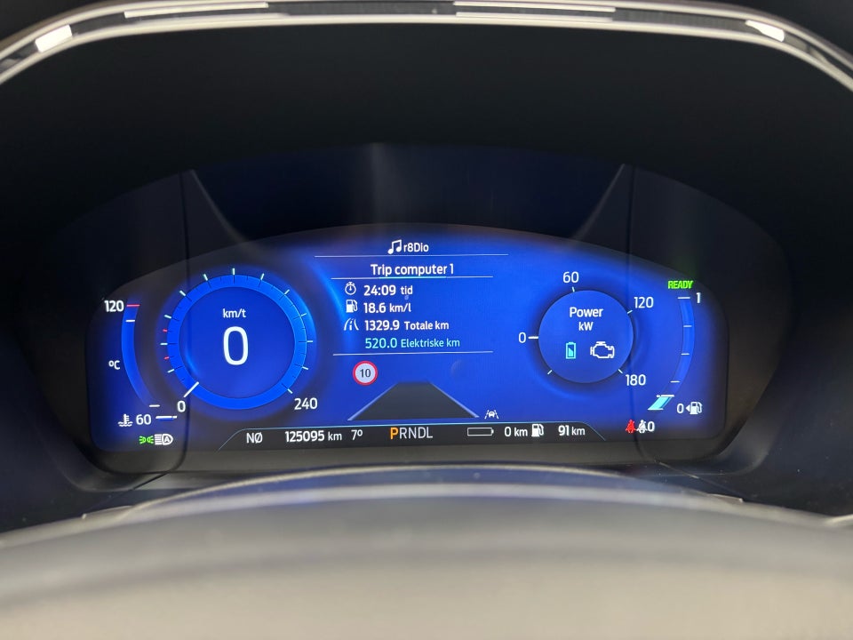 Ford Kuga 2,5 PHEV ST-Line X CVT 5d