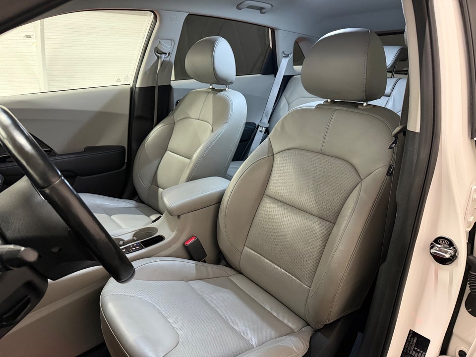 Kia Niro 1,6 HEV Advance DCT 5d